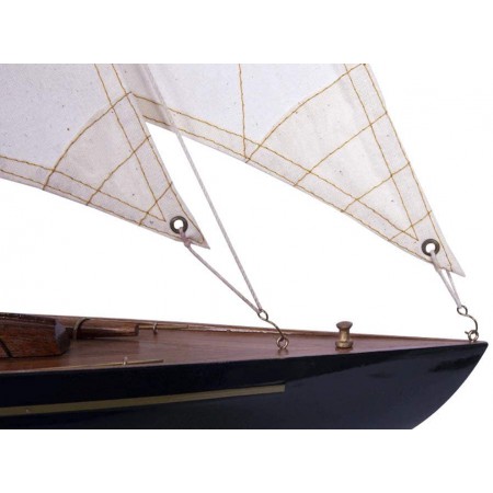 ENDEAVOUR LUX - L81cm H115cm - Maquette - Voilier 