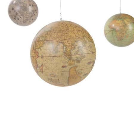 Mobile - Globes