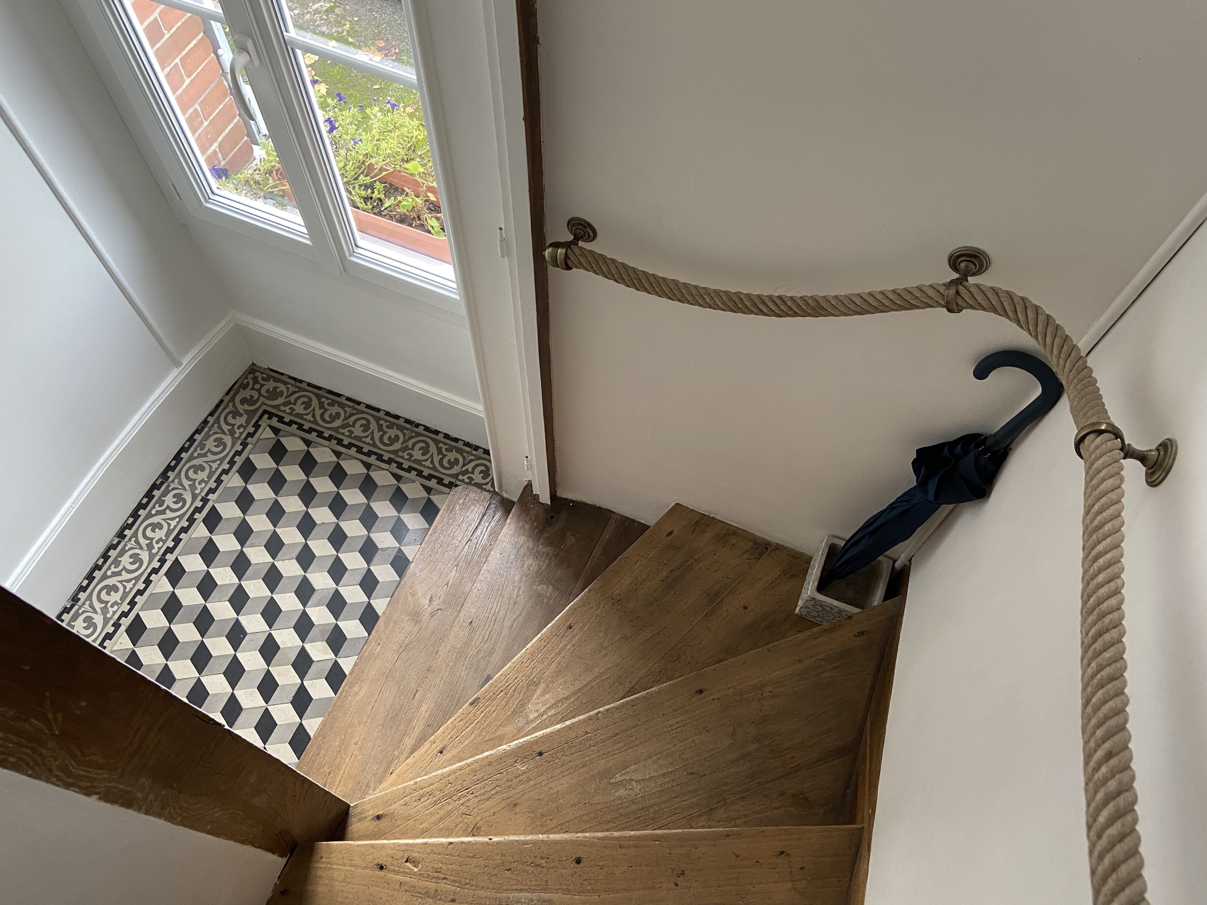 Mesure du métrage de corde et du nombre d'attaches - Escalier en angle